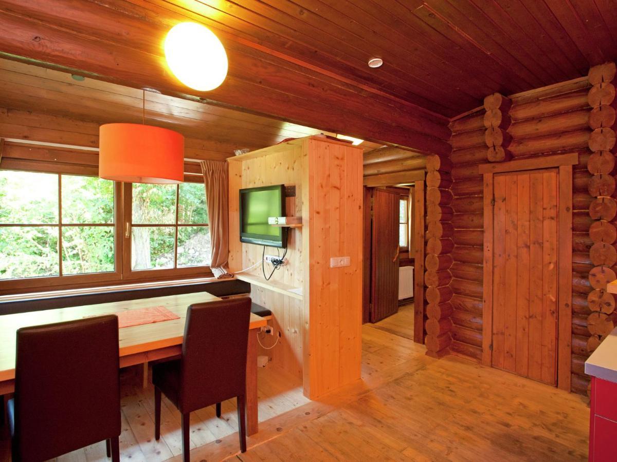 Chalet In Woergl Near Skiwelt Wilder Kaiser Salvenberg Стая снимка